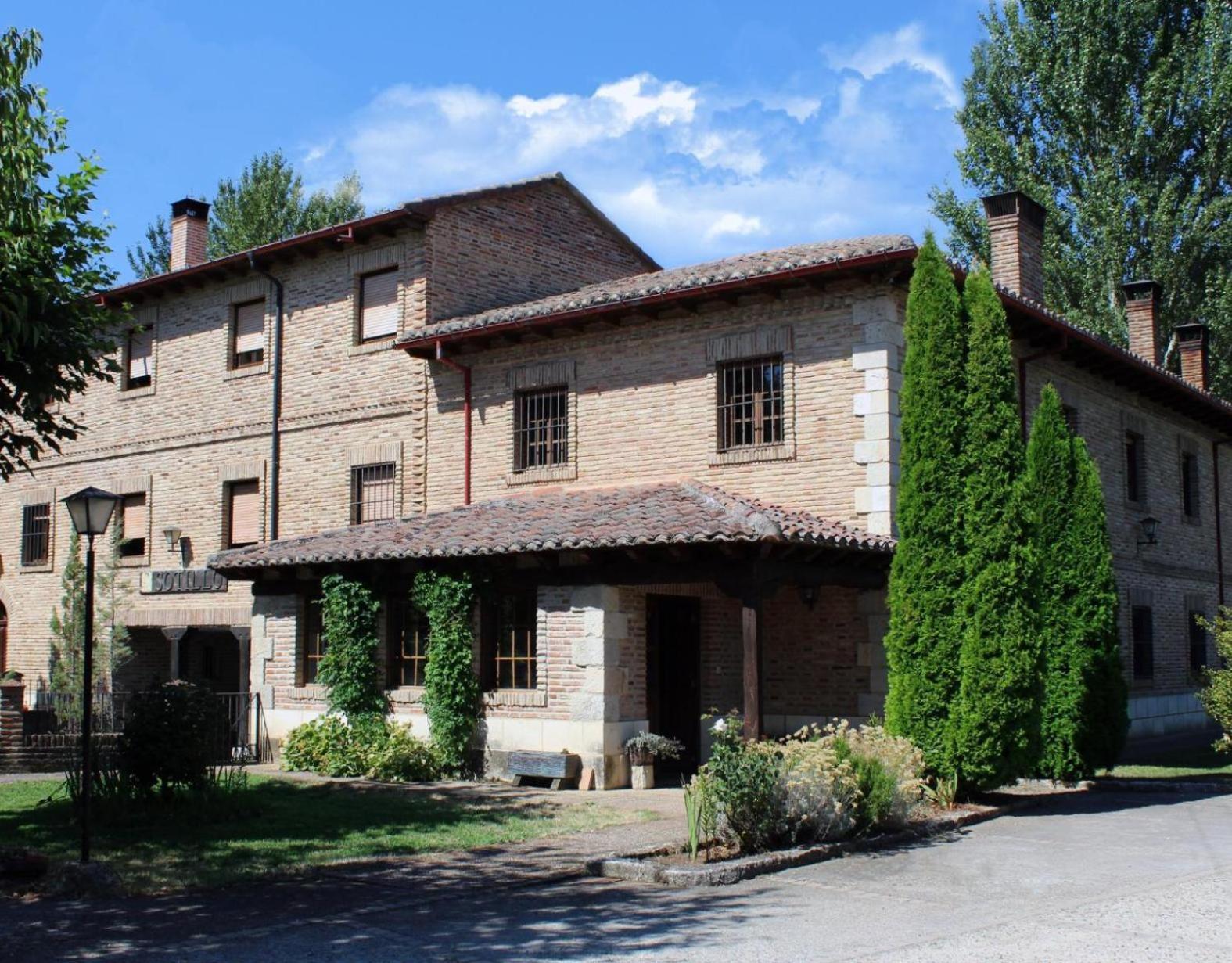 Villa Molino El Sotillo à Saldaña Extérieur photo