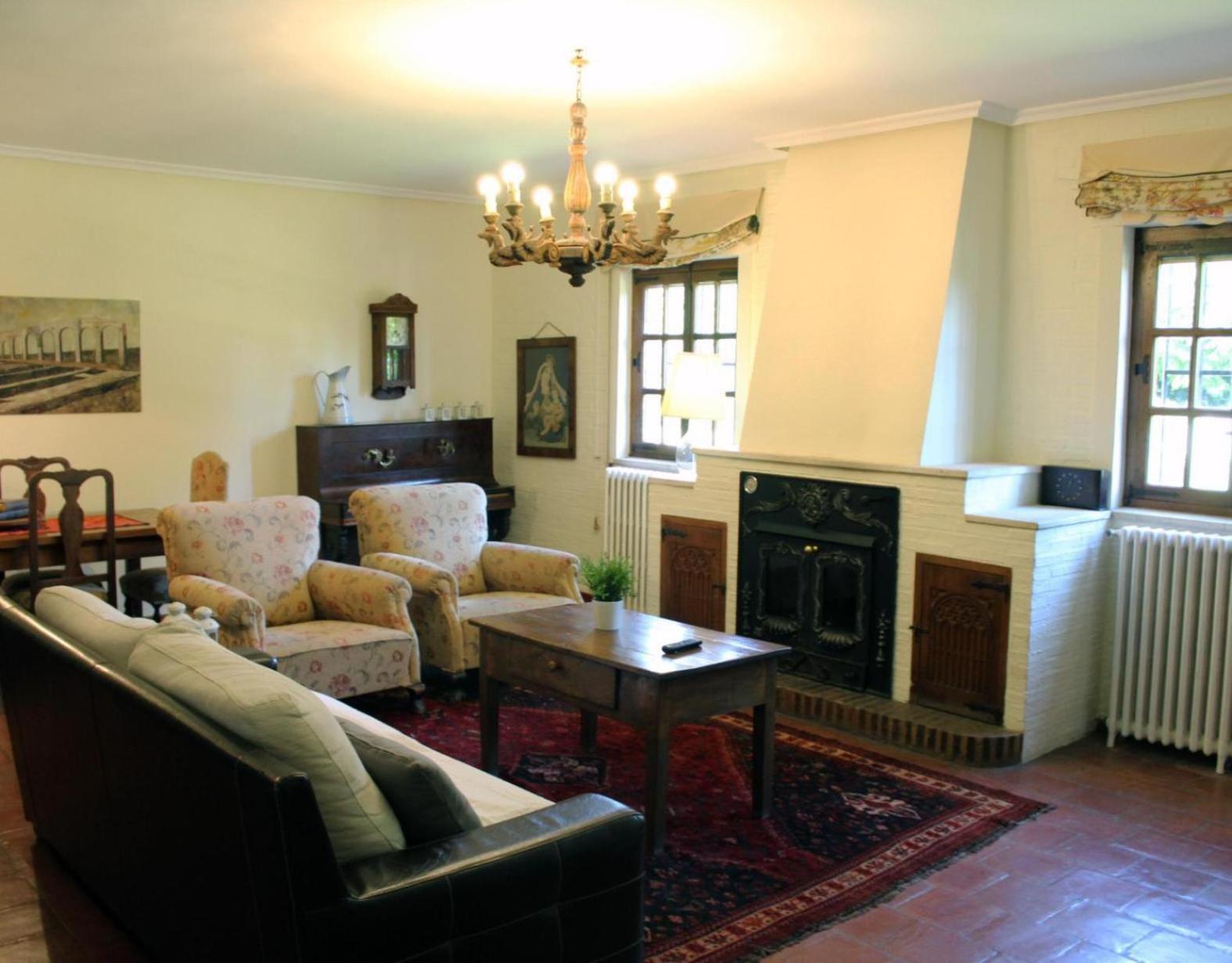 Villa Molino El Sotillo à Saldaña Extérieur photo