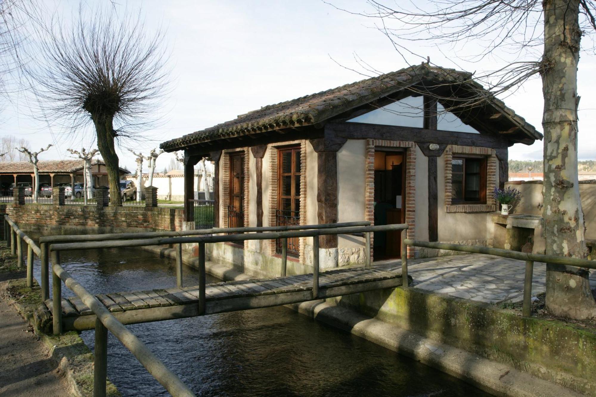Villa Molino El Sotillo à Saldaña Extérieur photo